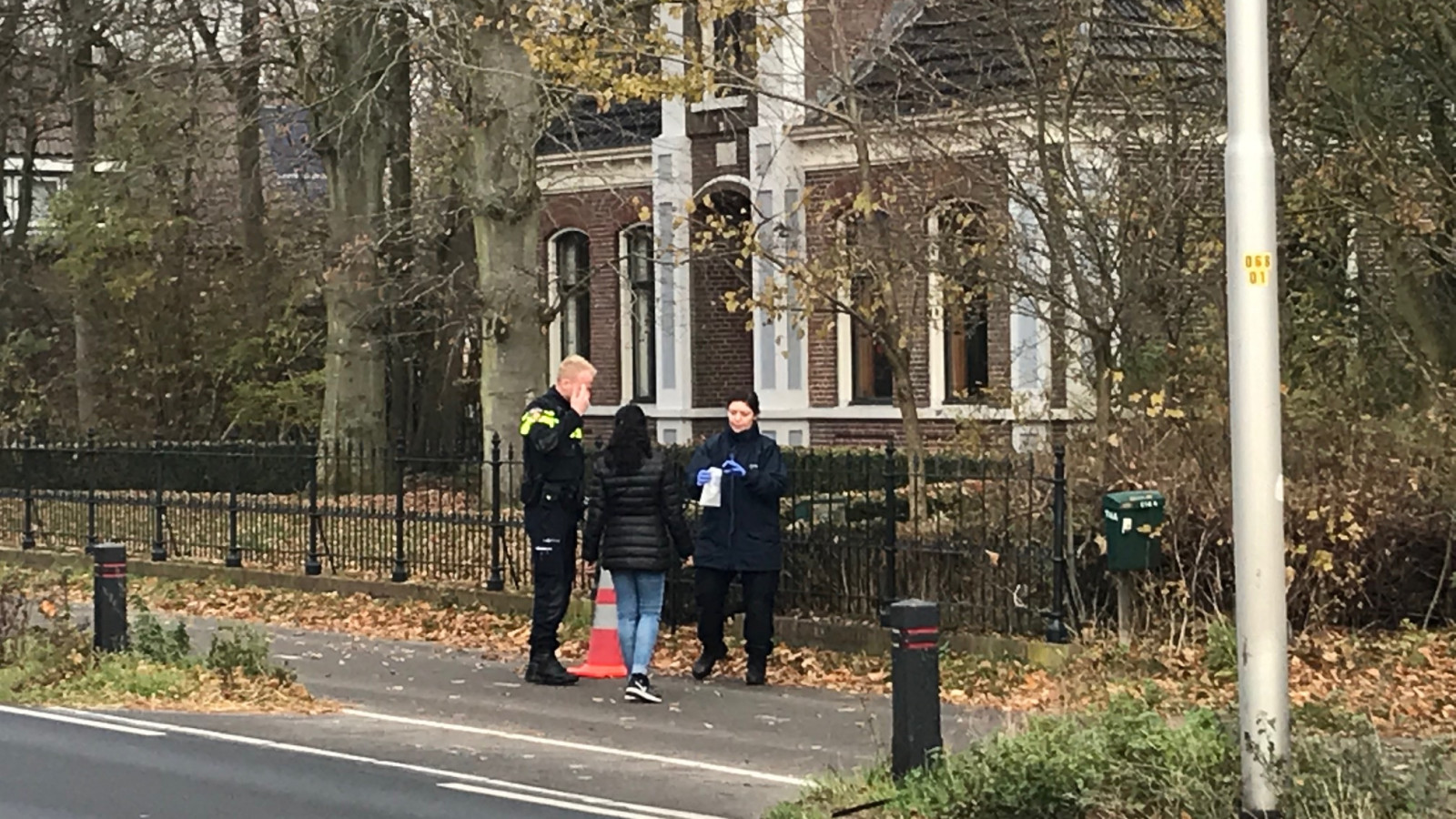 Onderzoek na aanrijding hardloopster Egmond aan Zee. Foto: NH Nieuws