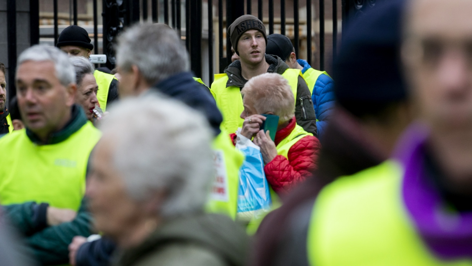 Een protest van de Gele Hesjes in Den Haag / ANP