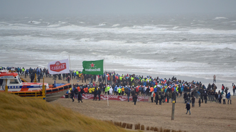 In Beeld De Halve Marathon Van Egmond Aan Zee Nh Nieuws