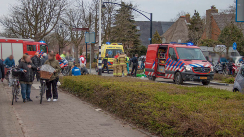 Fietser overleden bij ernstig ongeluk in Heerhugowaard. Fietser overleden bij ernstig ongeluk in Heerhugowaard.