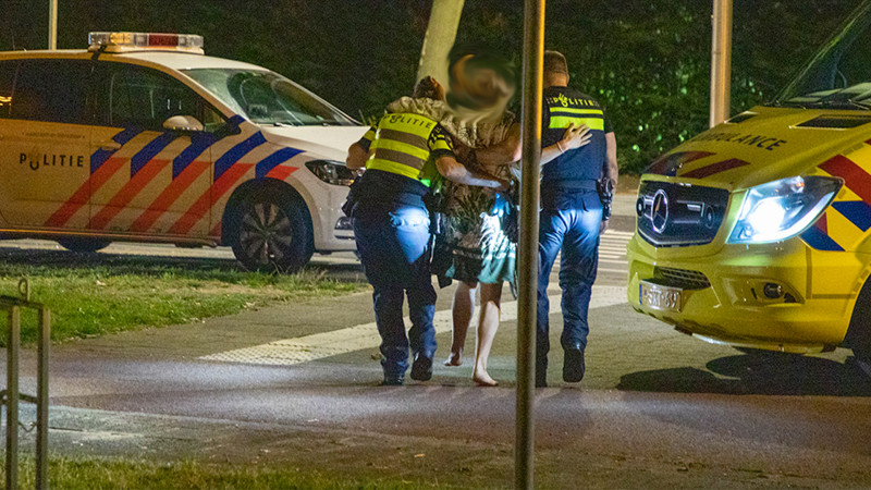 Drie gewonden bij botsing tussen twee autos in Waalwijk.