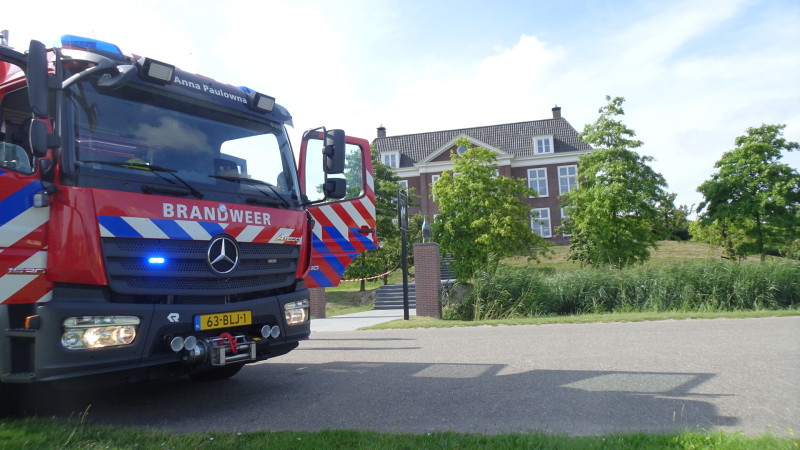 Personeelslid Landgoed Hoenderdaell overleden na ongeluk. Personeelslid Landgoed Hoenderdaell overleden na ongeluk.