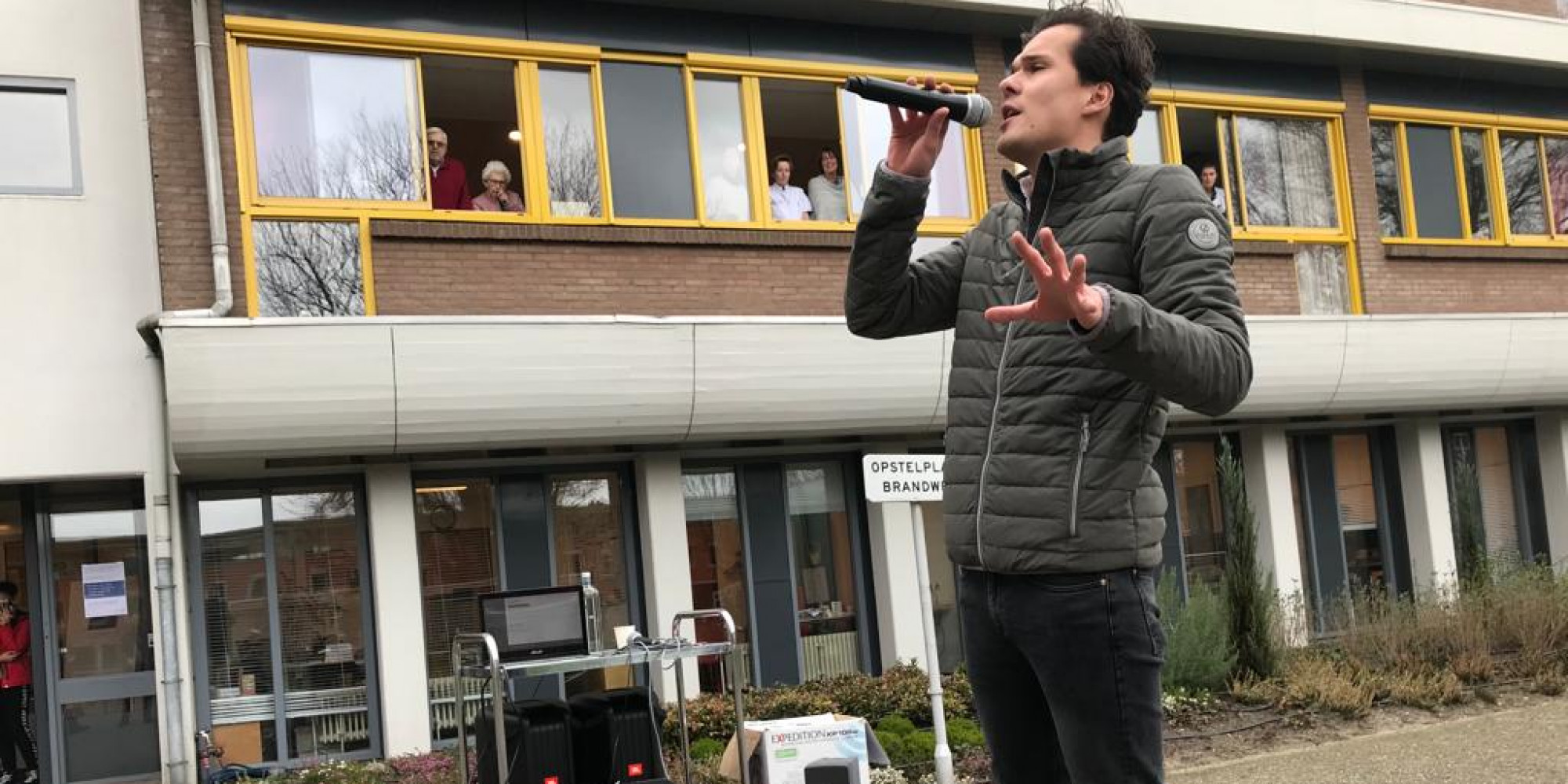 Zingende dokter Naarden