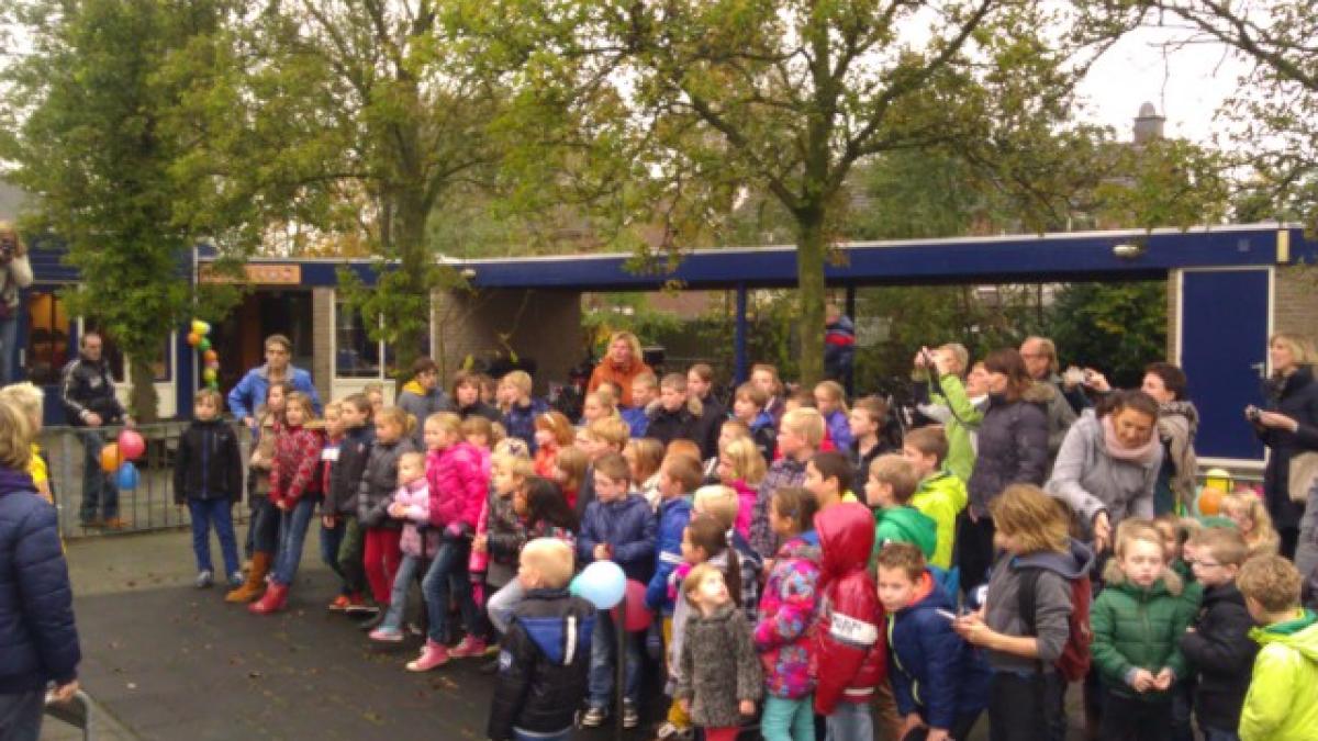Leerlingen Hauwert strijden voor behoud basisschool