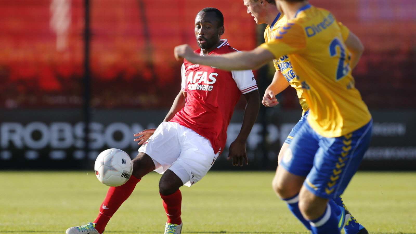 Willie Overtoom wil weg bij AZ NH Nieuws