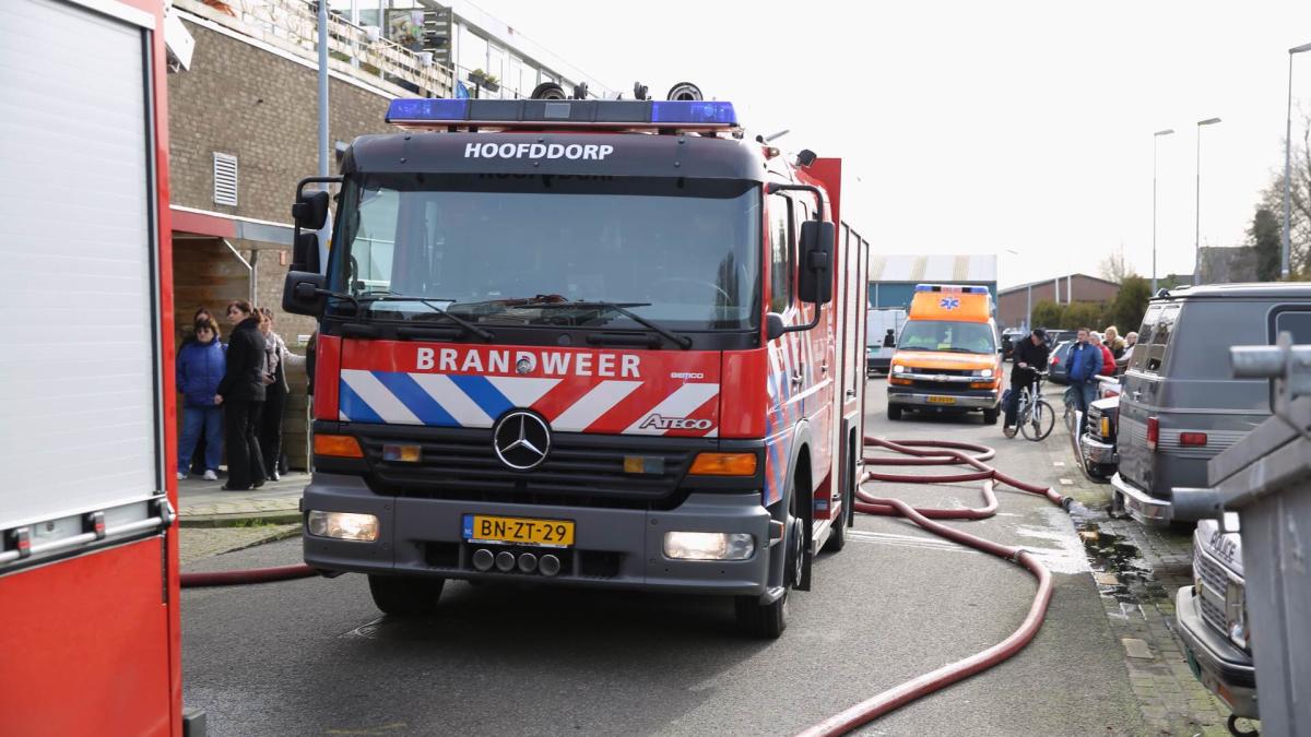 Brand in bedrijfsverzamelgebouw Zwaanshoek