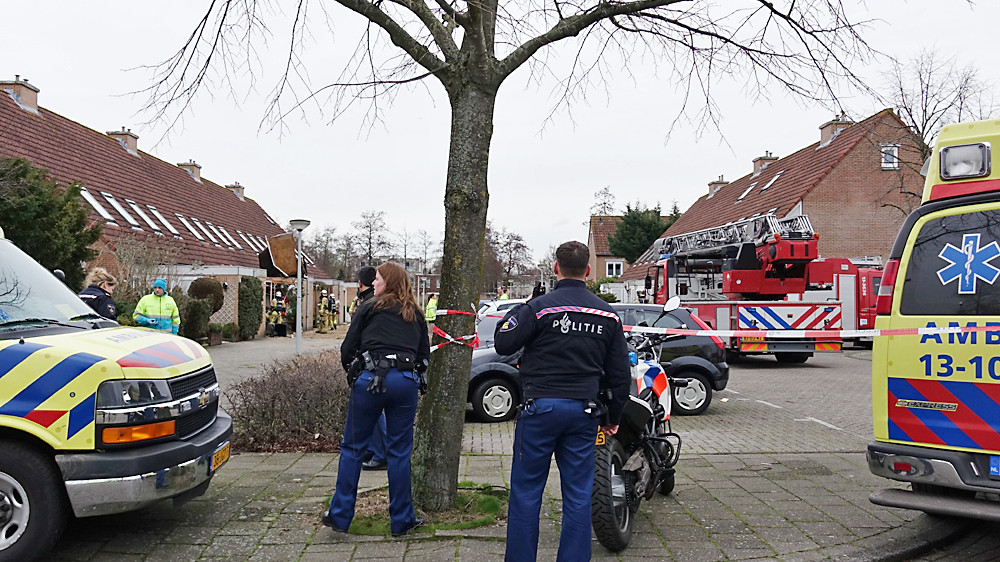 Gewonde Bij Explosie In Woning Amsterdam Zuidoost: 12 Woningen Ontruimd ...