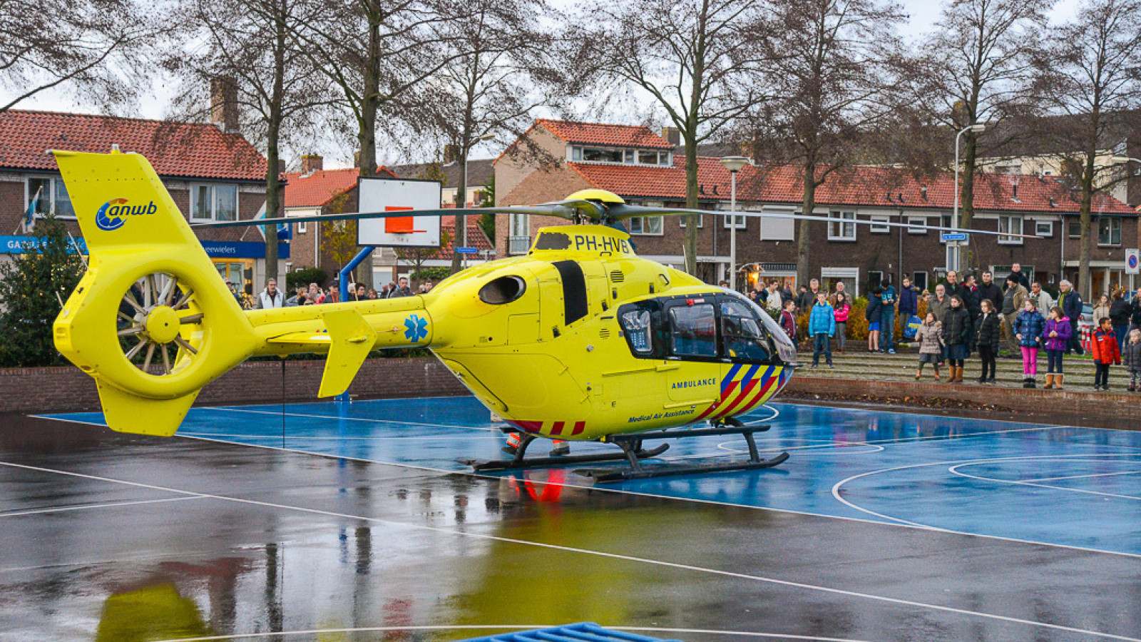 Wielrenner ernstig gewond bij val van fiets in Beverwijk NH Nieuws