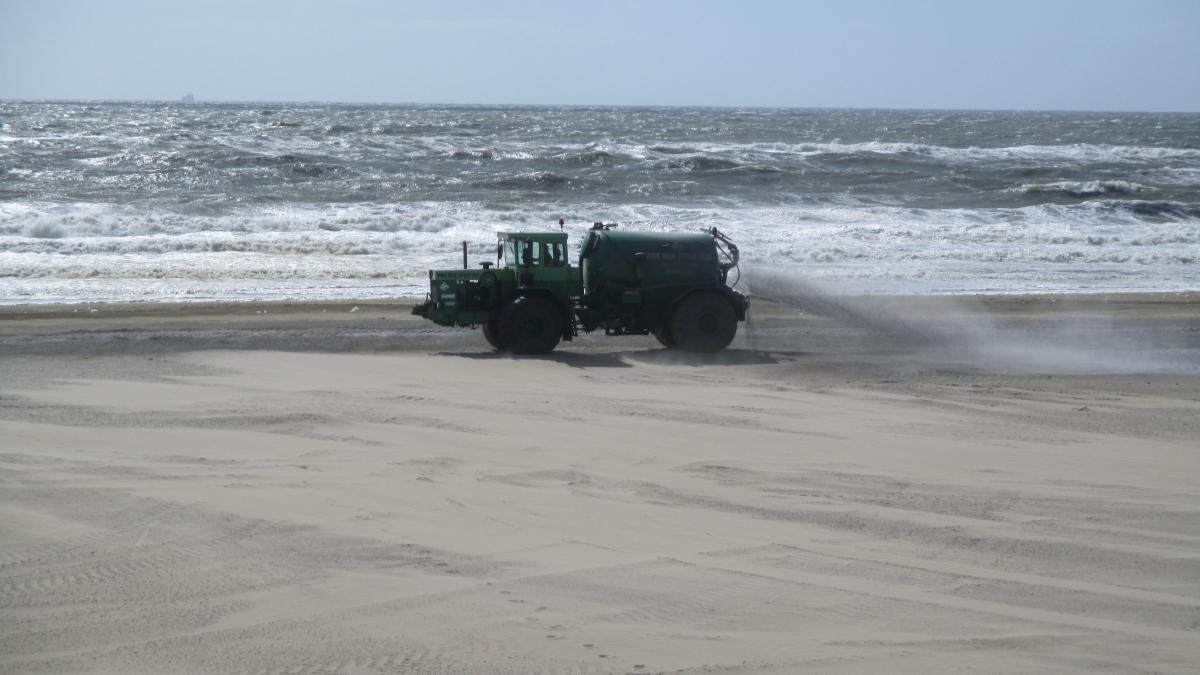 Vanwege storm extra ingreep tegen stuifzand Petten