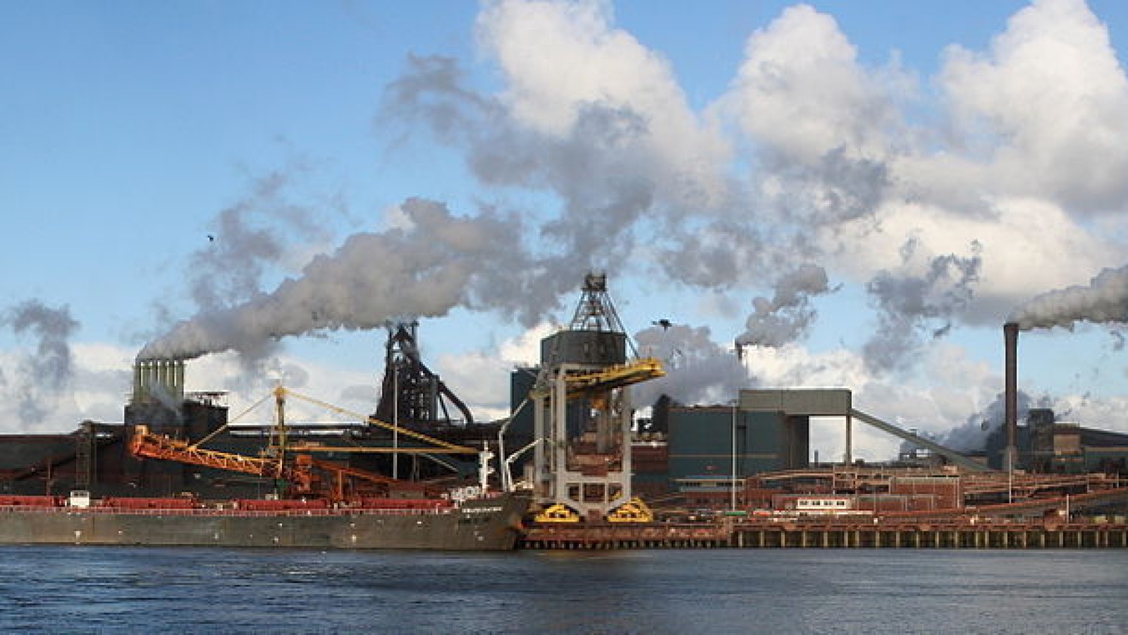 File:Corus Tata steel Velsen IJmuiden.jpg - Wikimedia Commons