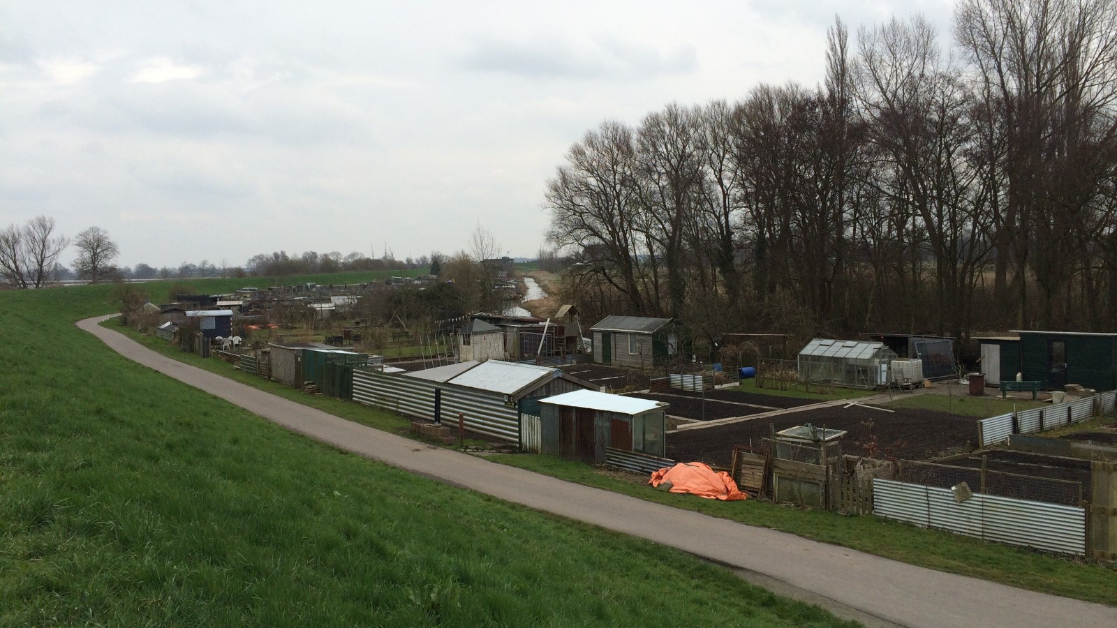Volkstuinencomplex De Westbatterij in Muiden