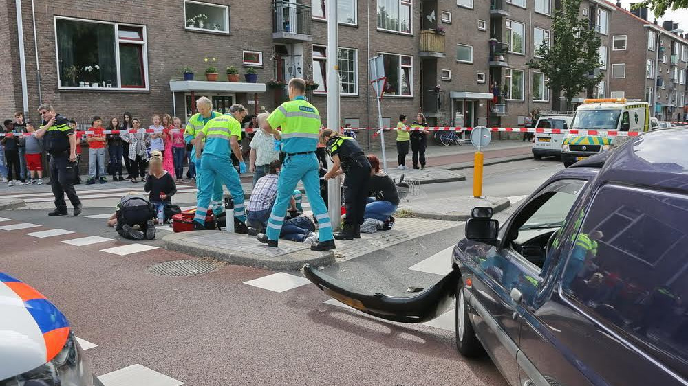 Scooterrijder (17) Uit IJmuiden Overleden Na Ernstige Aanrijding - NH ...