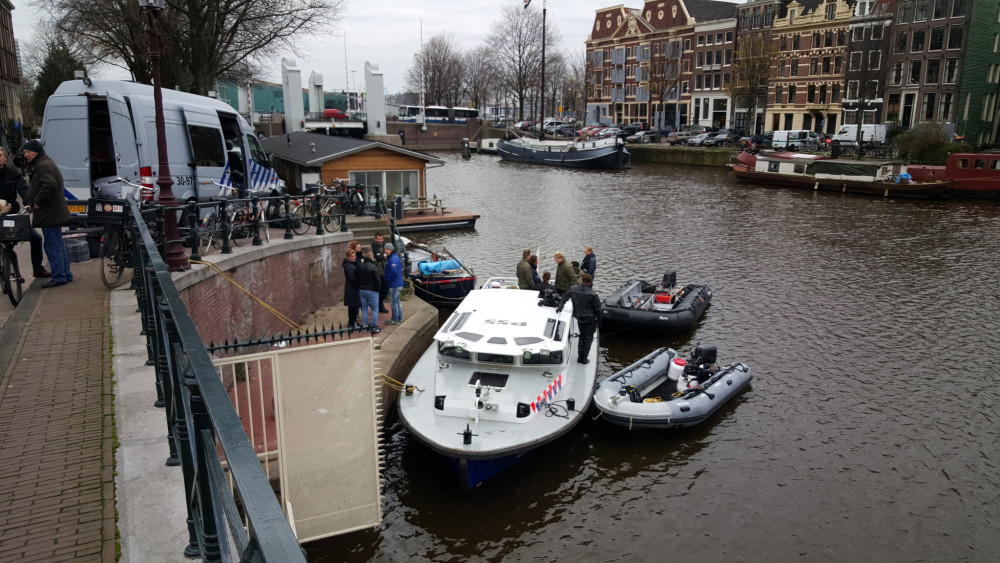 Zoektocht Naar Vermiste Schot In Amsterdamse Gracht - NH Nieuws