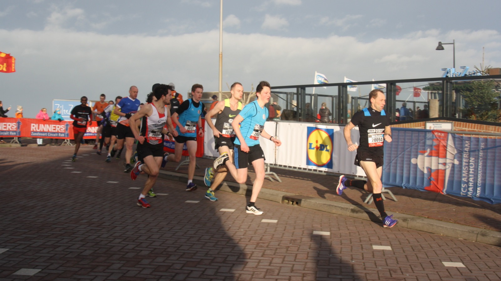 In beeld de halve marathon van Egmond NH Nieuws