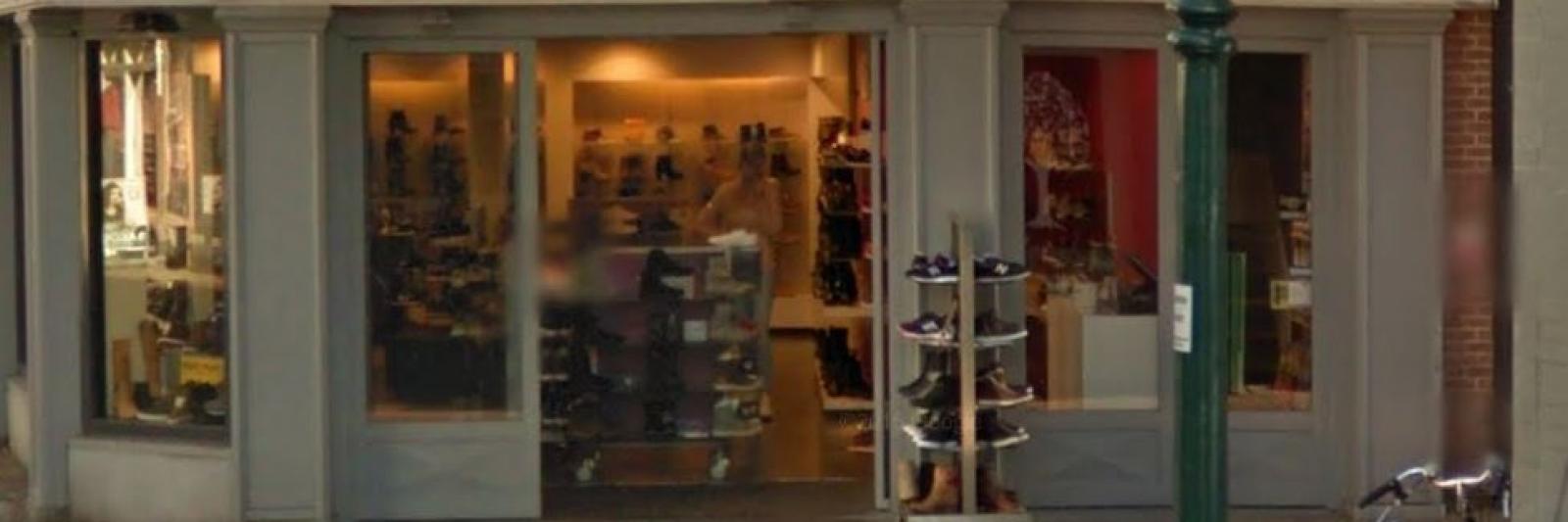 dek Behoren Verschillende goederen Verkoopster schoenenwinkel Hoorn opgepakt voor verzinnen gewapende overval  - NH Nieuws