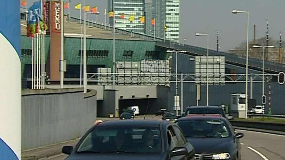 IJtunnel weer open na technische storing