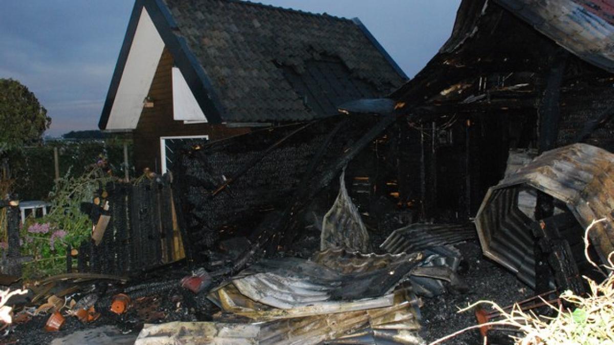 Brand verwoest schuur in Beinsdorp