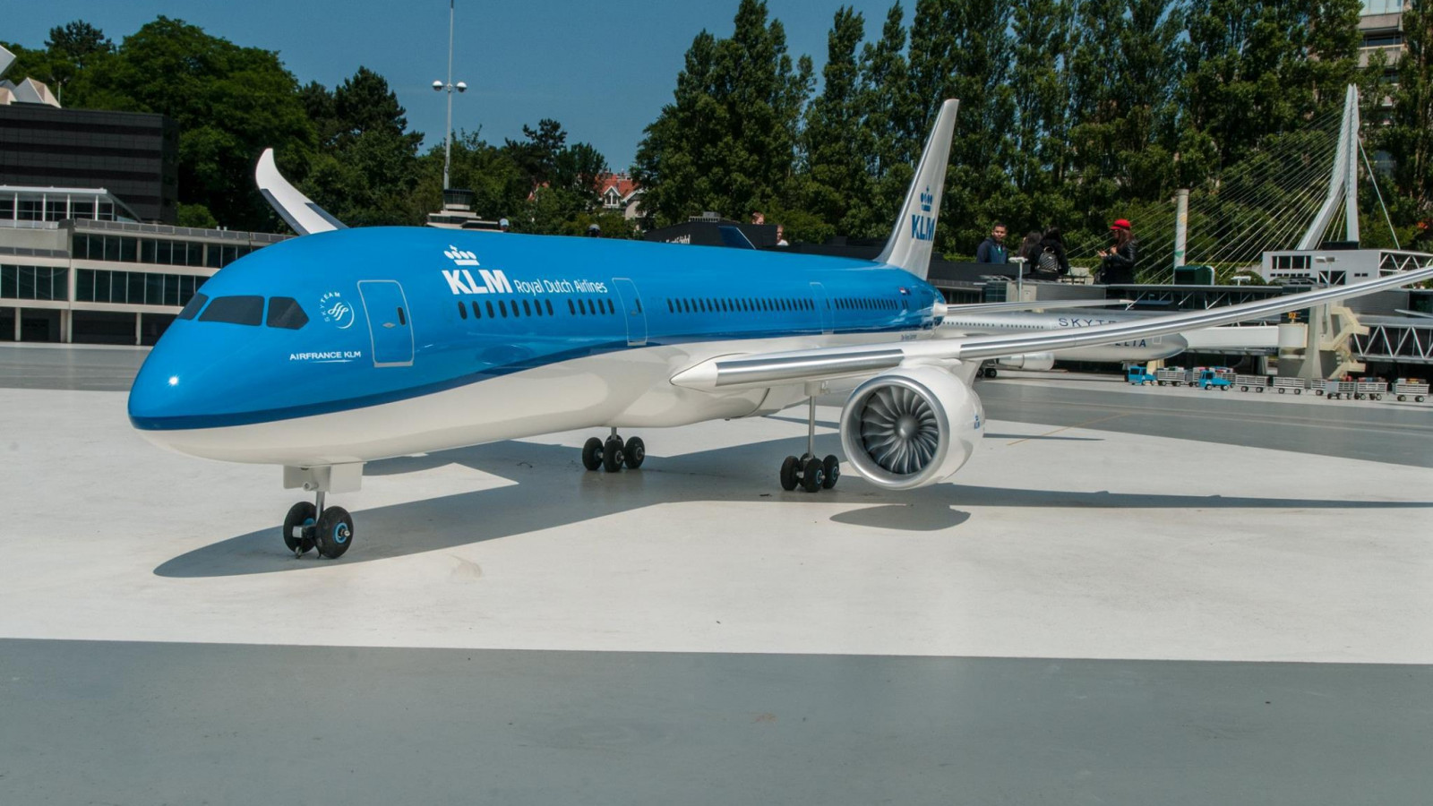 KLM heeft nu ook een mini-Dreamliner NH Nieuws