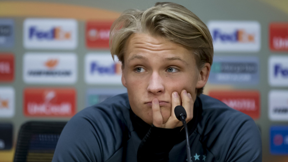 Geblesseerde Ajax Spits Dolberg Moet De Klassieker Missen NH Nieuws