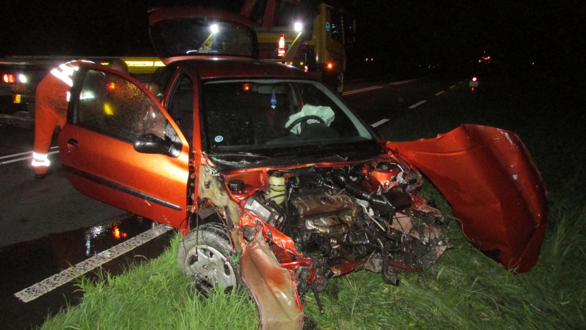 Twee gewonden bij zwaar ongeluk in Schellinkhout