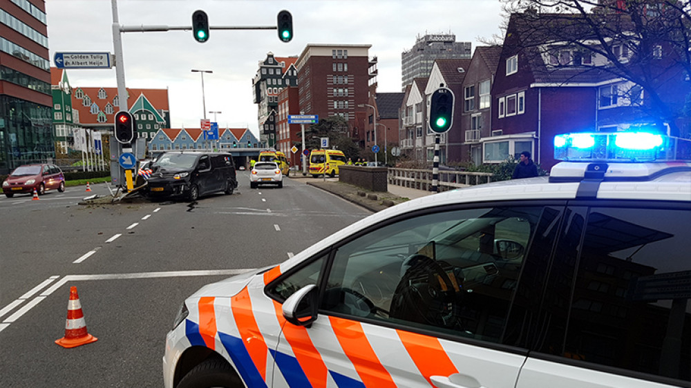 Gewonde Bij Ongeluk Op Provincialeweg Zaandam: Weg Afgesloten - NH Nieuws