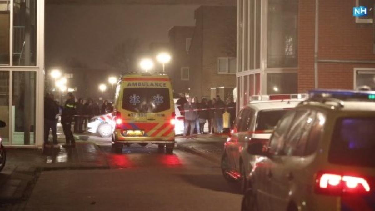 Twee overleden personen gevonden in woning Velserbroek