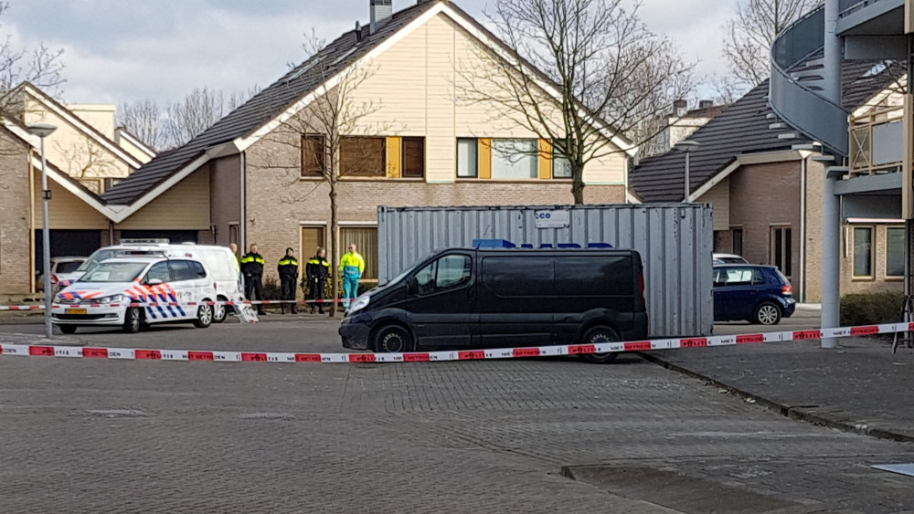 Arrestatieteam Valt Huis Binnen In Alkmaar: Verwarde Man Gooit Spullen ...