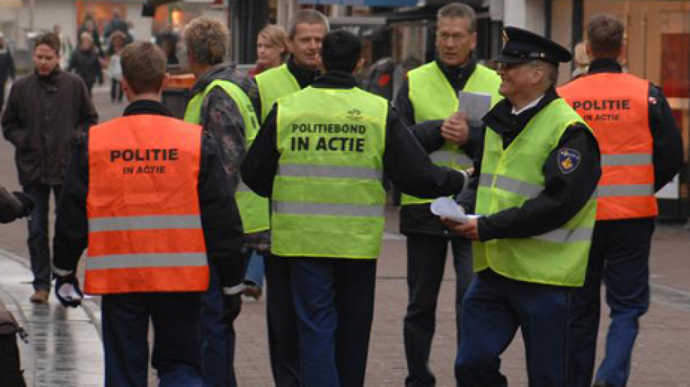 Minister doet eindbod politieCAO NH Nieuws