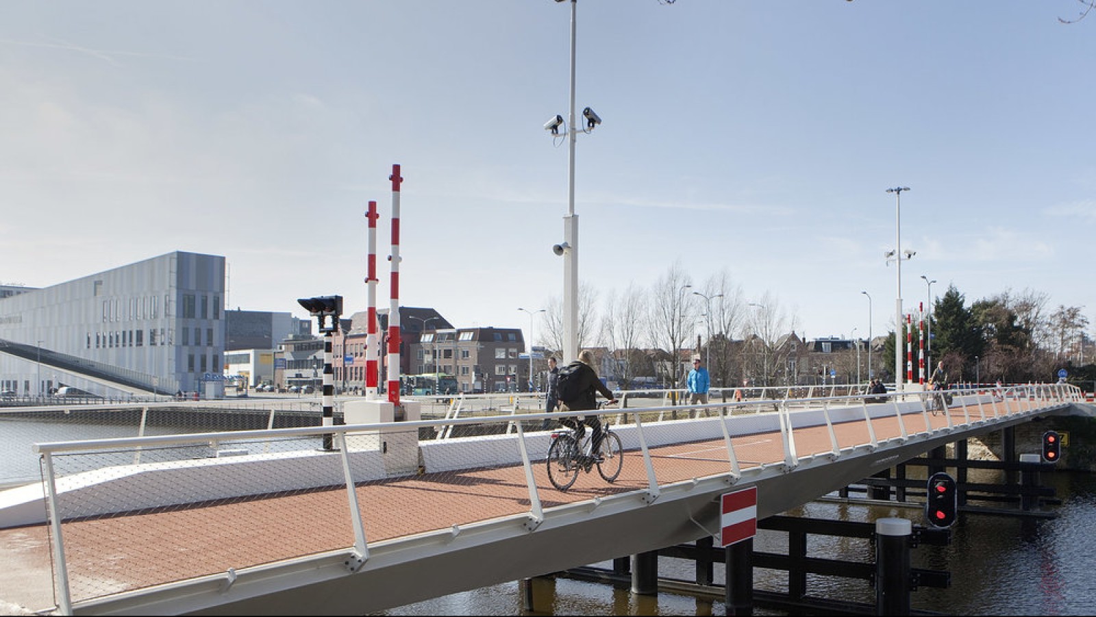 Victoriebrug afgesloten voor fietsers en voetgangers