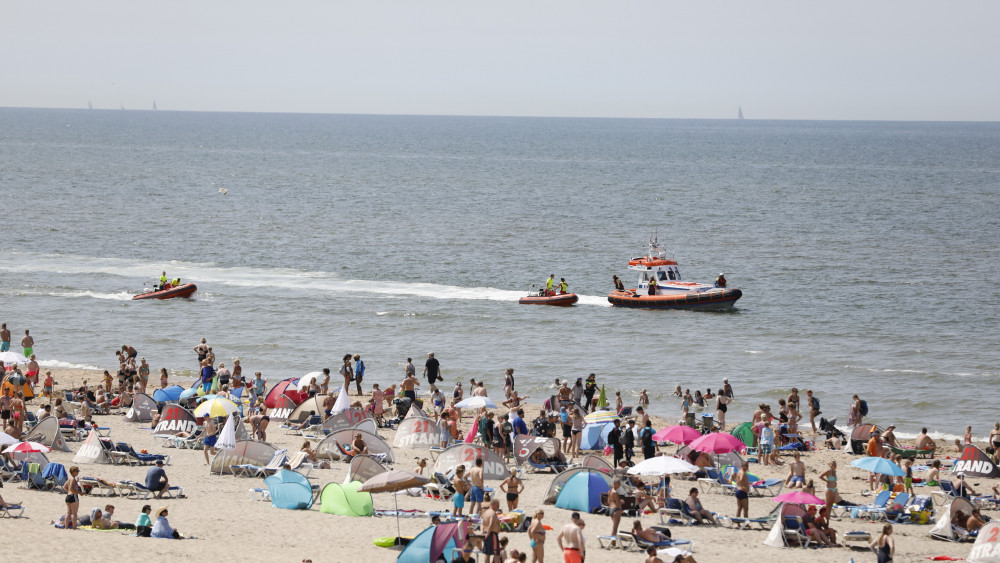 Zoektocht Naar Vermist Meisje (5) Op Strand Zandvoort - NH Nieuws