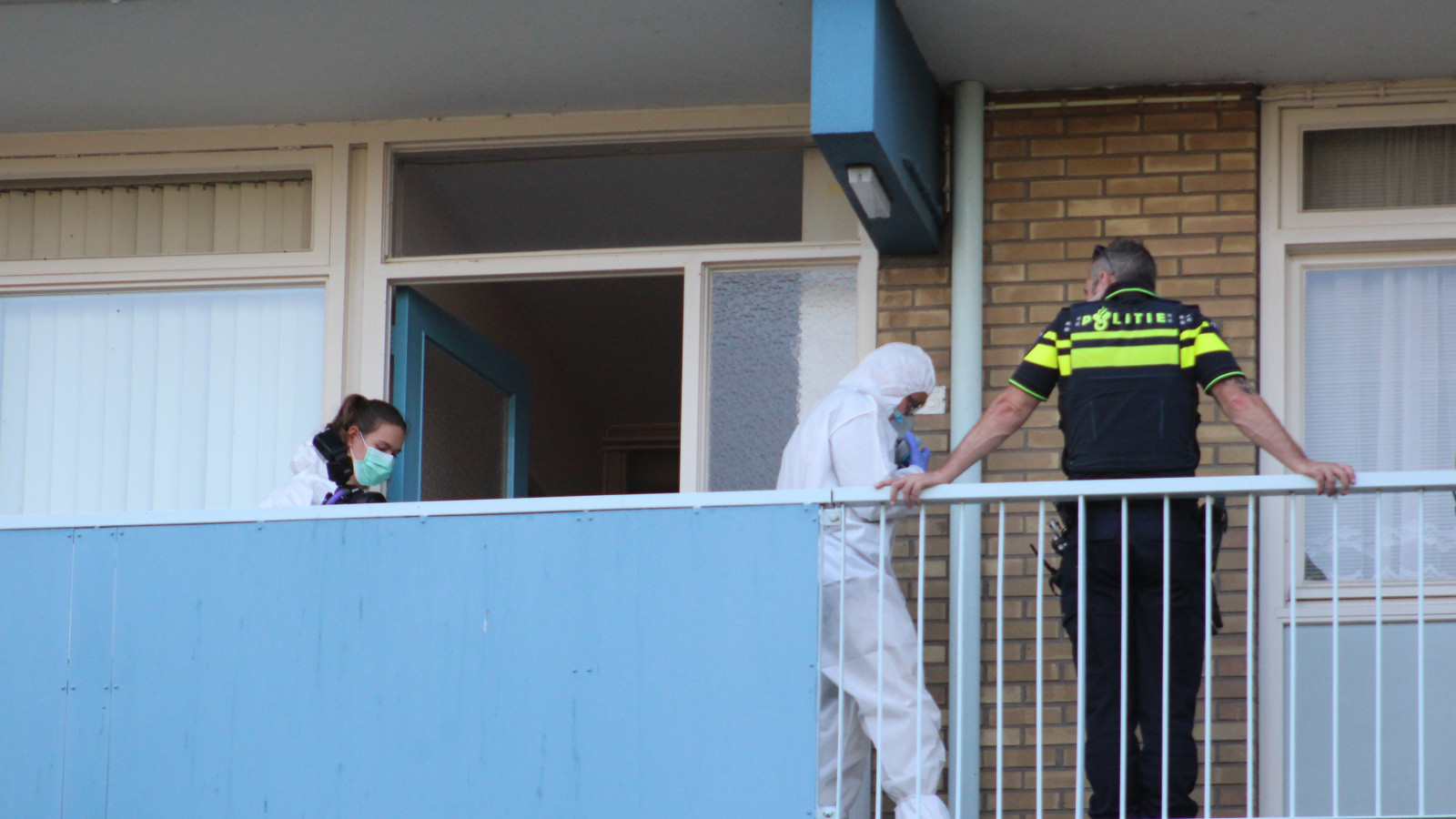 Onderzoek in flat Purmerend na vondst dode man NH Nieuws Onderzoek in flat Purmerend na vondst dode man NH Nieuws