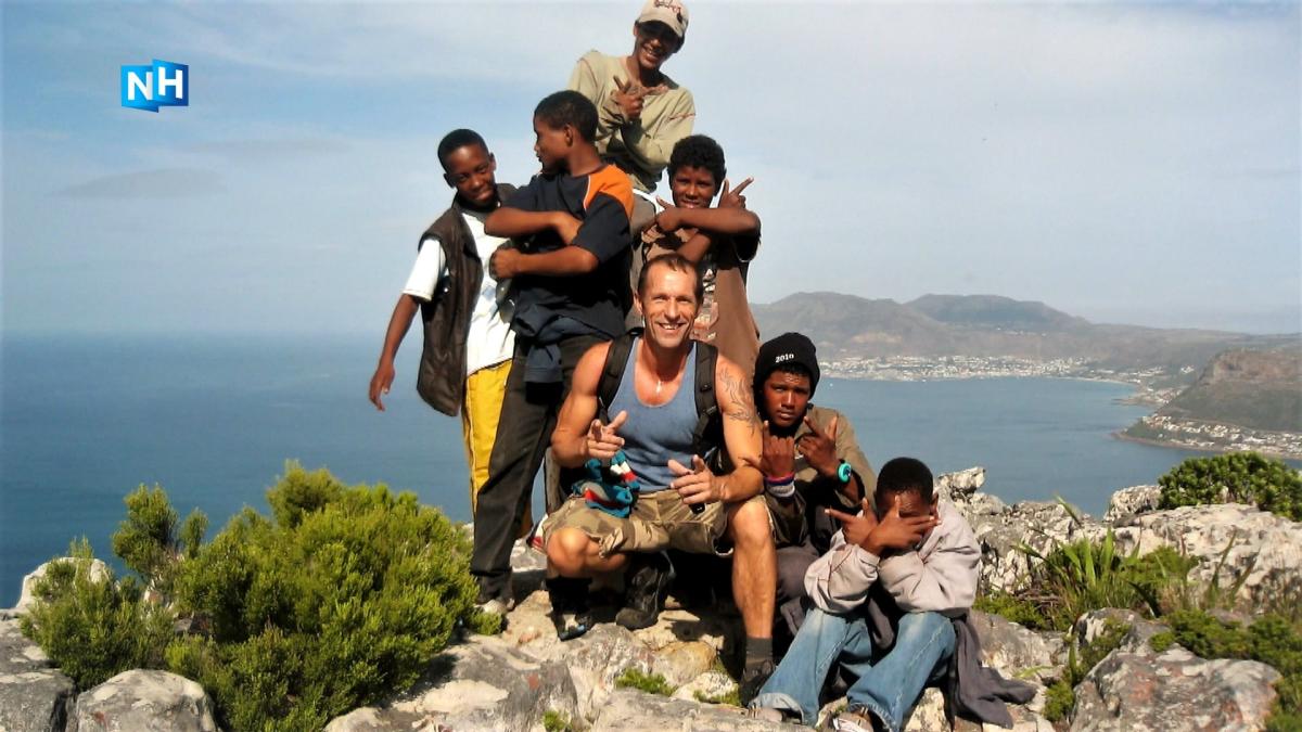 Wil Groot uit Hauwert schrijft boek over strijd tegen hiv