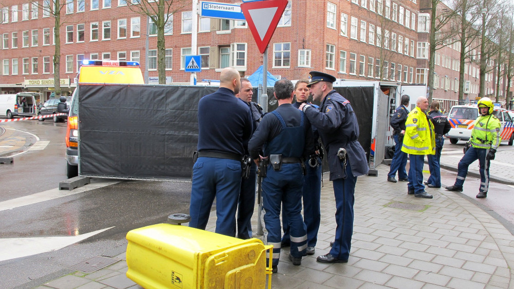 Vrachtwagen Rijdt Voetganger Dood - NH Nieuws