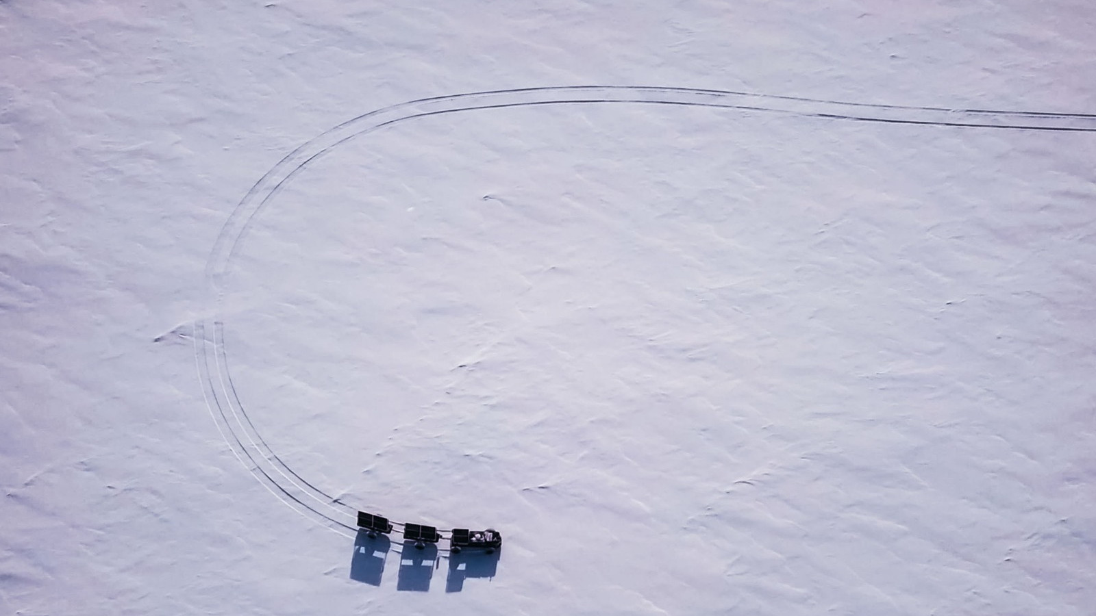Solar Voyager maakt rechtsomkeert op Antarctica