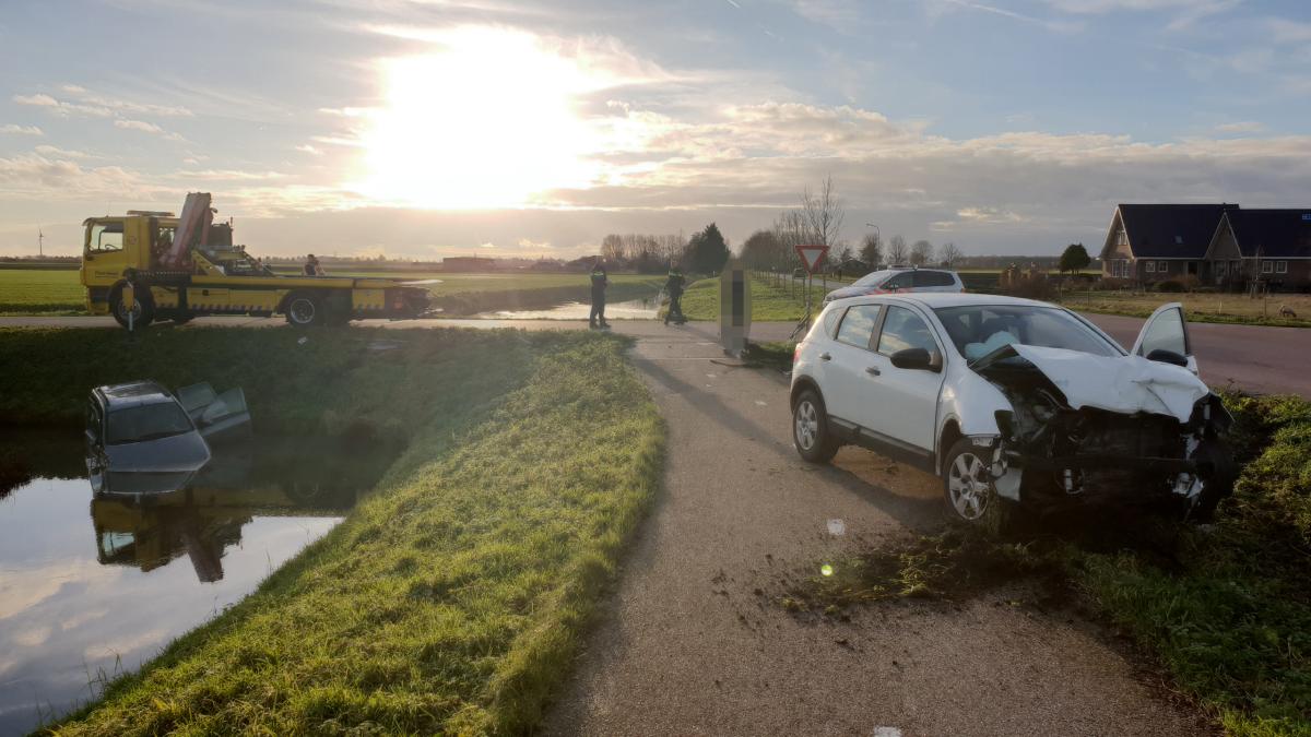 Hond overleden en drie mensen gewond na zwaar auto-ongeluk in Hauwert