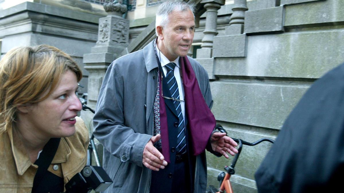 Jan 'Pastoor van Volendam' Berkhout overleden