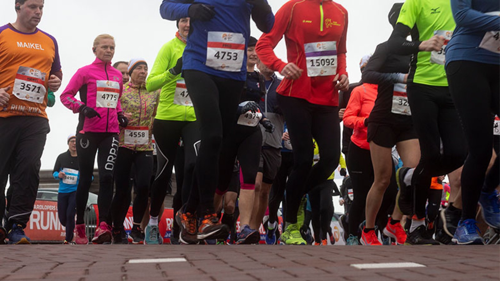 IN BEELD De Halve Marathon van Egmond aan Zee NH Nieuws