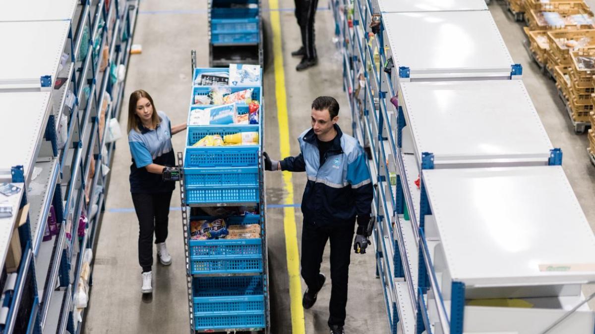 Werknemers voeren actie door vertrek distributiecentrum Albert Heijn uit Hoorn