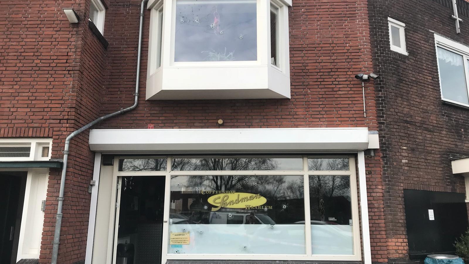 Beschoten coffeeshop en woning in Haarlem
