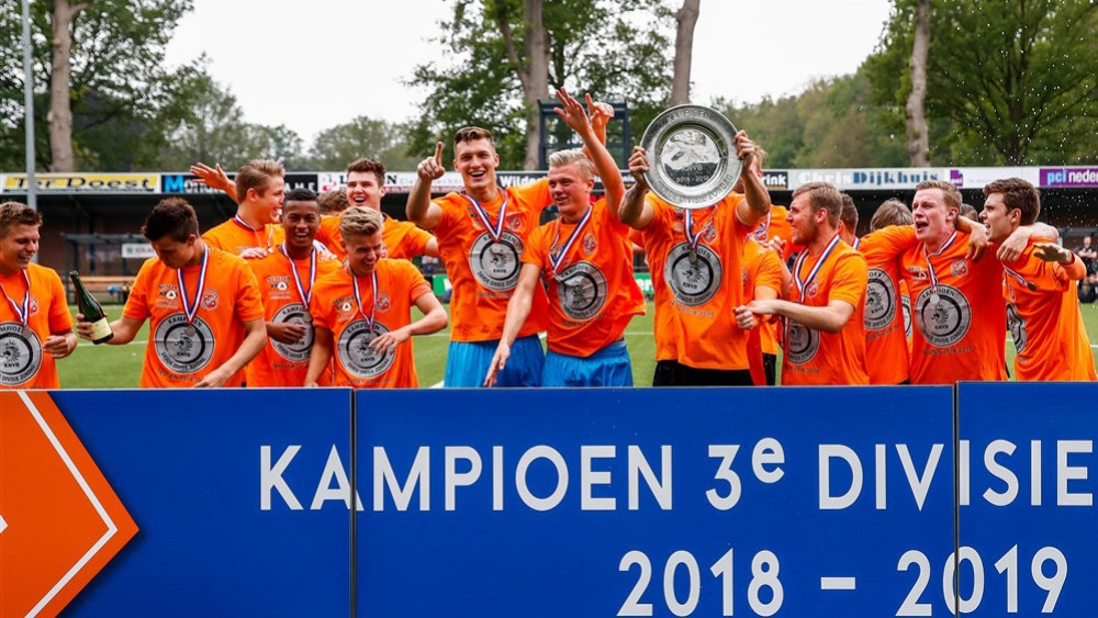 Jong Volendam Kampioen Van De Derde Divisie Zondag NH Nieuws