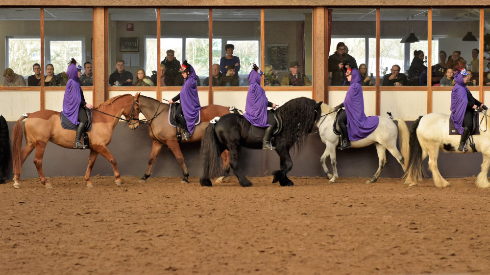 Manege Wironruiters Viert 15 Jaar Bestaan NH Nieuws