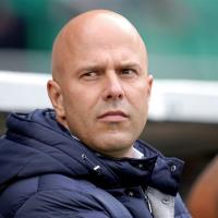 Slot kan in bijzonder duel nog niet beschikken over Vlaar: "Wel op weg terug"