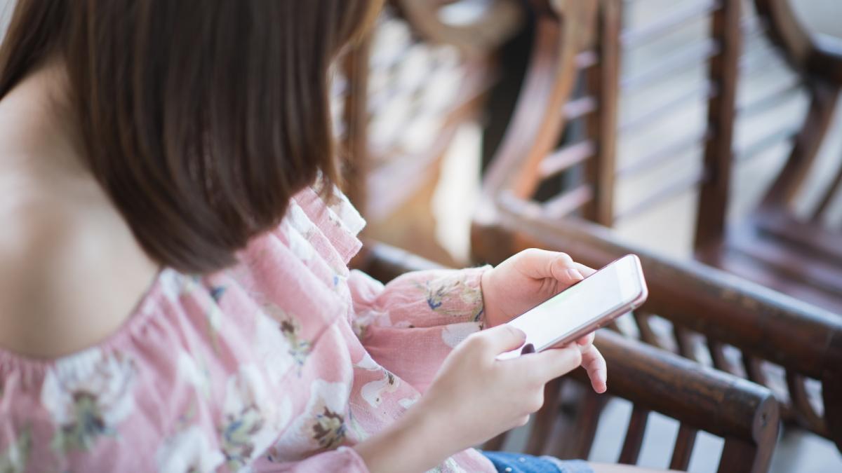 112 moeilijker bereikbaar door storing • Gewonde bij woningbrand in Haarlem