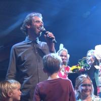 Laurens ten Dam gehuldigd bij Wielerdriedaagse: "Kippenvel"