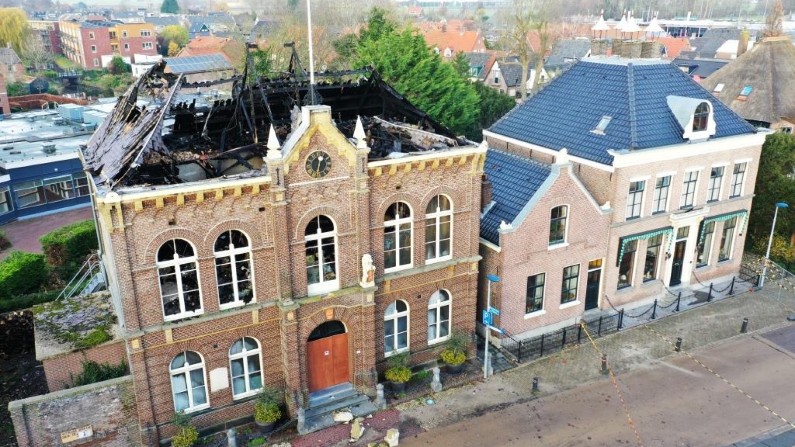 In Beeld: de brand in Obdam, een paar dagen later