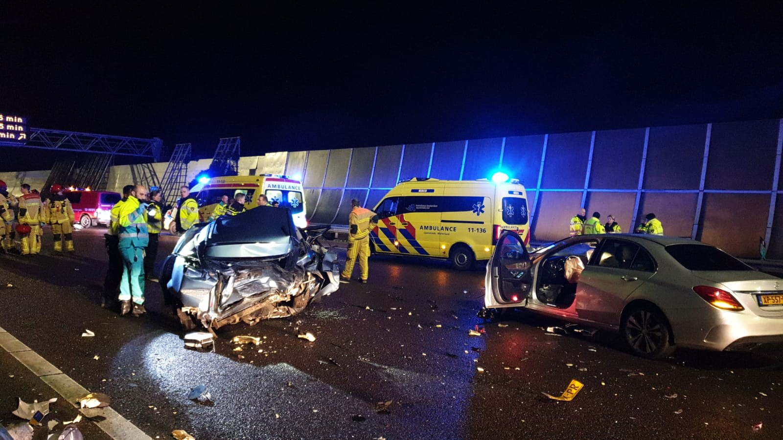 Bediende gokken Paard Twee gewonden bij ongeluk met vier auto's op de A10: deel Ringweg-Noord  afgesloten - NH Nieuws
