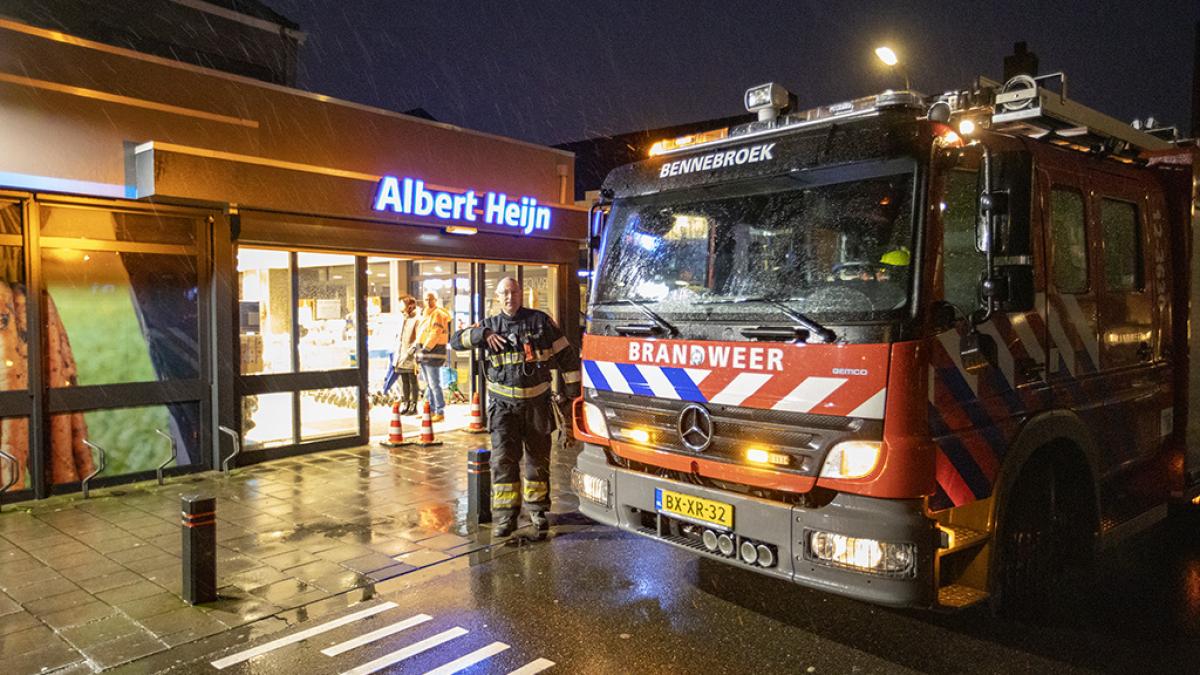 Supermarkt in Bennebroek ontruimd wegens lekkage in de koeling