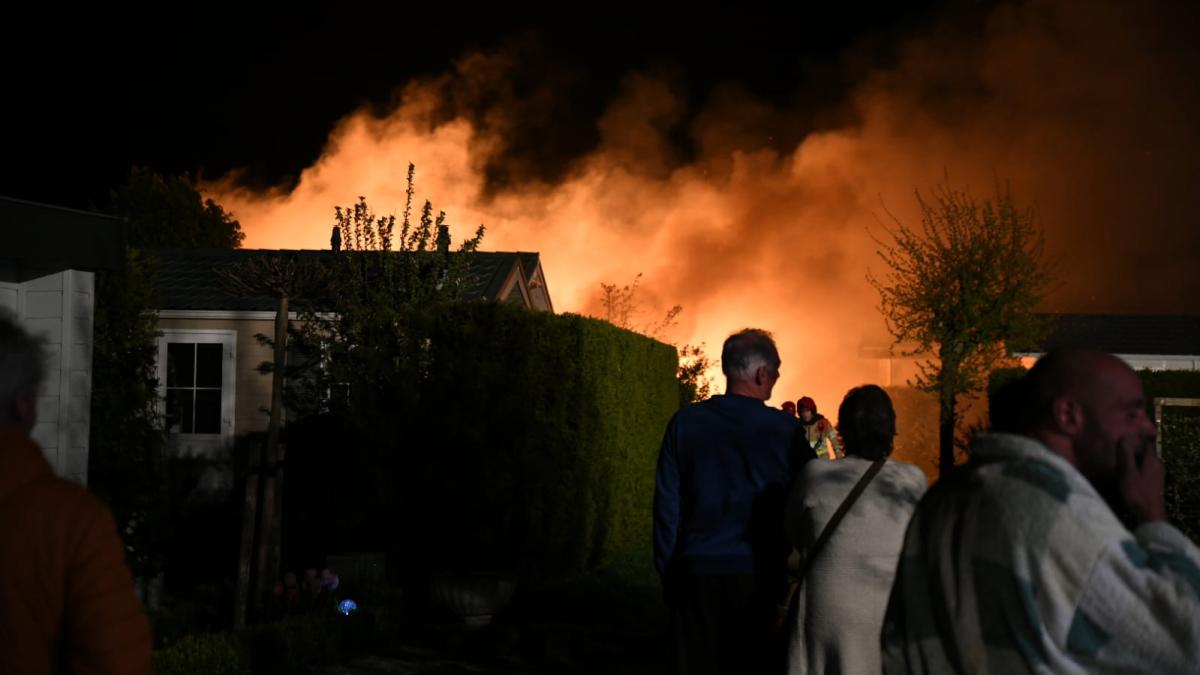 Brand op chaletpark Nederhorst den Berg ontstond door smeulende barbecue in tuin