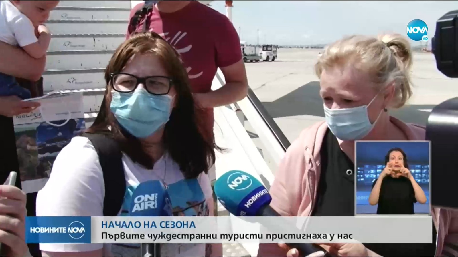 Bulgaarse tv live bij de aankomst van eerste Corendon-vlucht