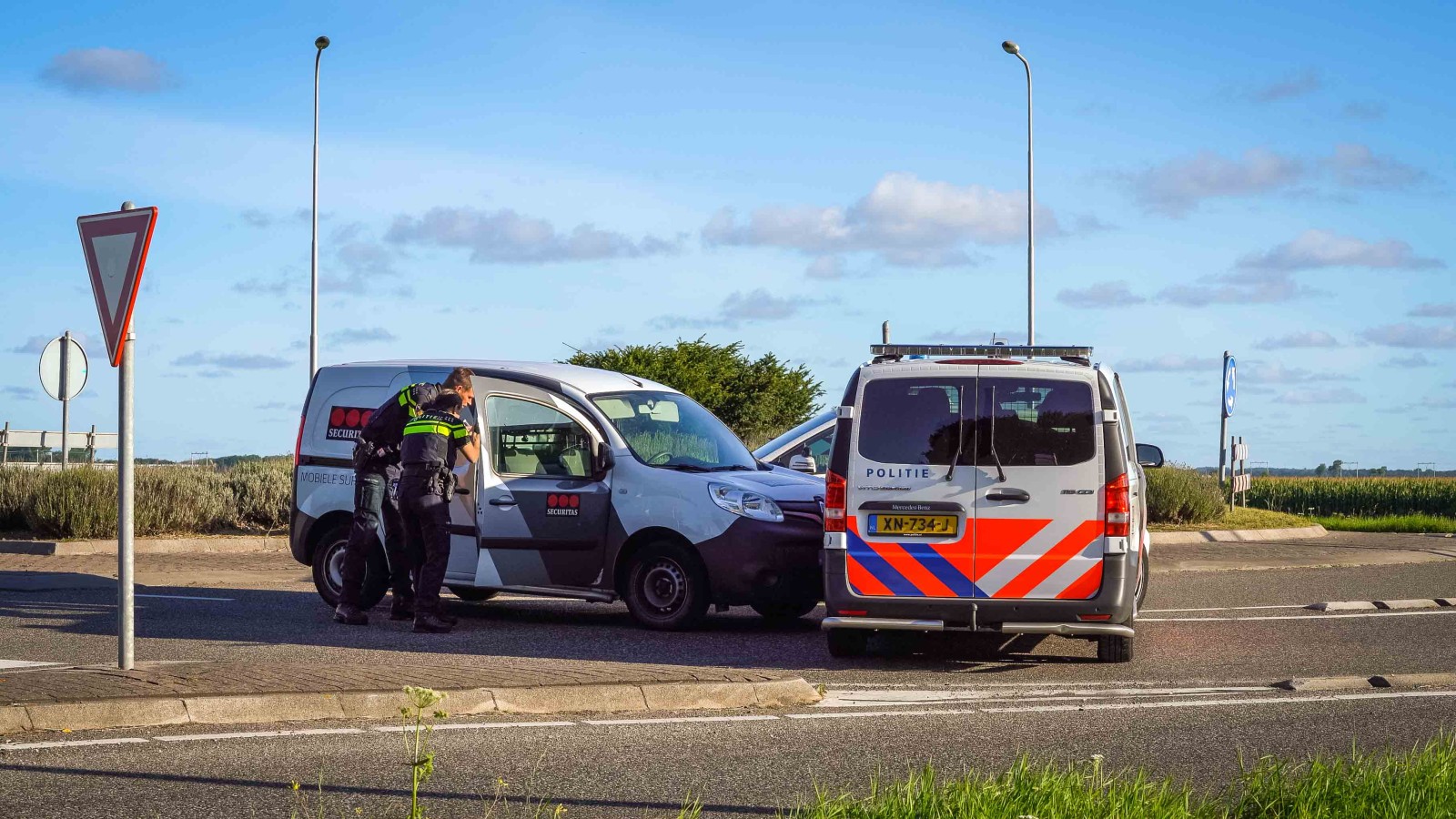 Automobilist klemgereden in Castricum na carjacking Hoofddorp